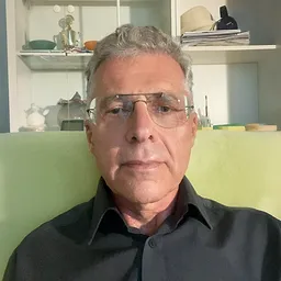 Prof. dr. hab. n. med. Mariusz Dąbrowski