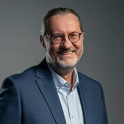 Prof. dr hab. n. med. Dariusz Włodarek