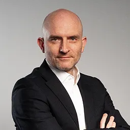 Dr n. med. Piotr Wierzbiński